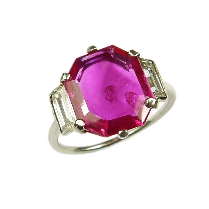 Single stone ruby and diamond ring, set with an octagonal cut Burma ruby, 4.60ct, | MasterArt